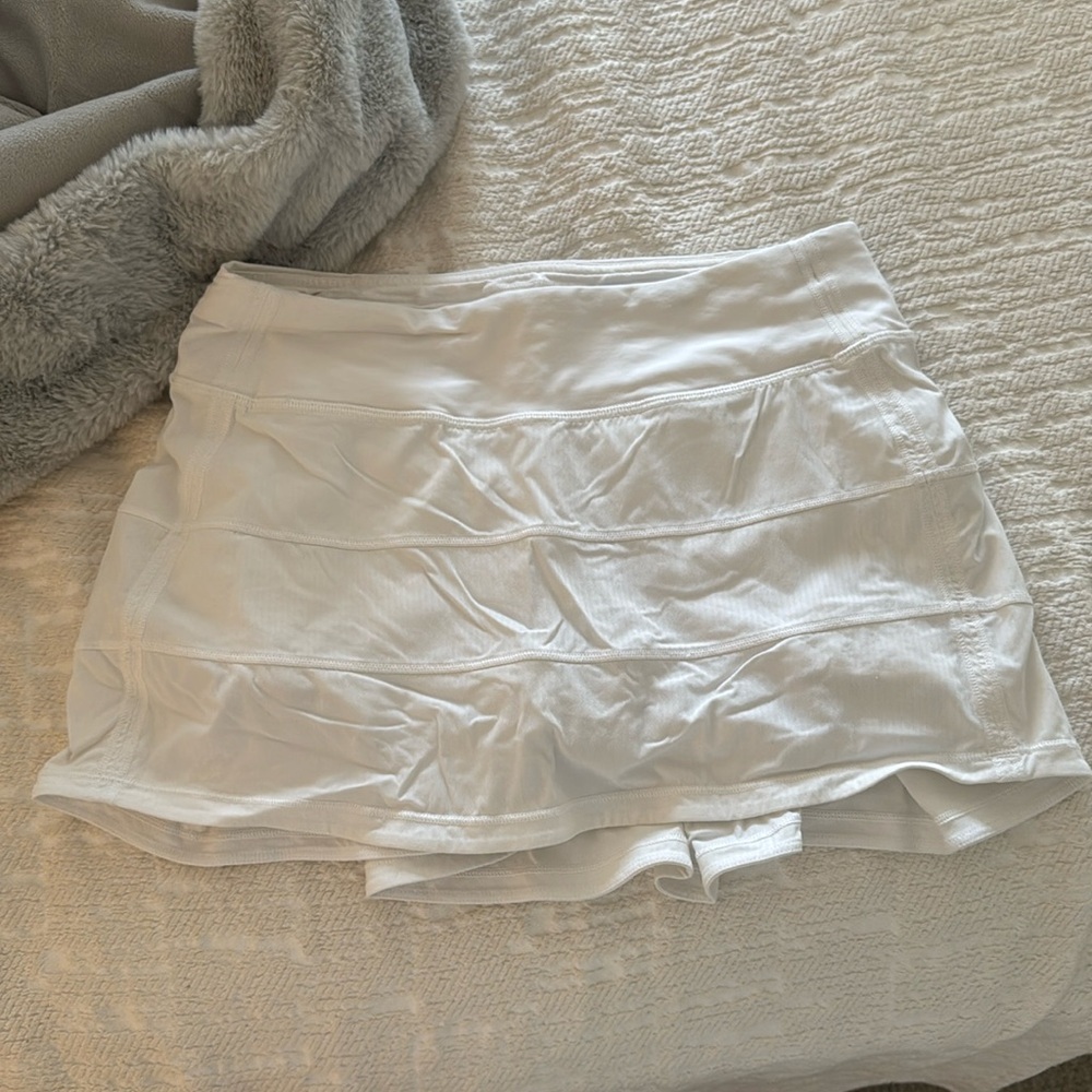 White lululemon skirt barely worn
